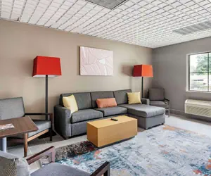 Photo 4 - Country Inn & Suites by Radisson, Pickerington, OH