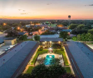 Photo 3 - Rodeway Inn