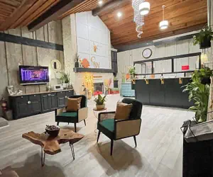 Photo 3 - Charles Wesley Motor Lodge