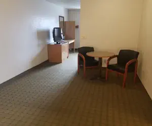 Photo 4 - Super 8 by Wyndham Bend