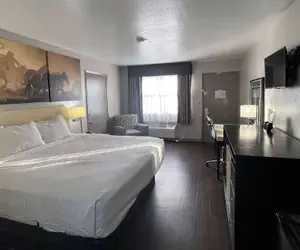 Photo 5 - Days Inn by Wyndham Canton