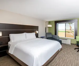 Photo 5 - Holiday Inn Express & Suites Yuma, an IHG Hotel