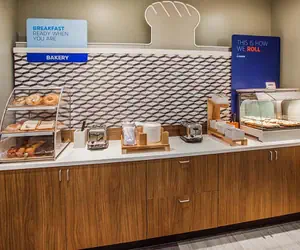 Photo 3 - Holiday Inn Express Hotel & Suites New Philadelphia, an IHG Hotel