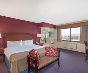 Photo 3 - AmericInn by Wyndham Hutchinson