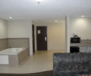 Photo 5 - Super 8 by Wyndham Missouri Valley