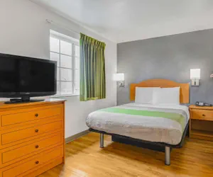 Photo 4 - Studio 6 Opelika, AL - Auburn Al