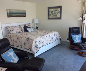 Photo 5 - Gray's Inn & Gallery