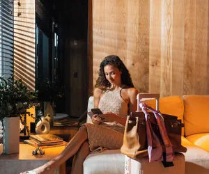 Photo 3 - The March Hotel