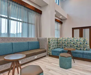 Photo 4 - Hampton Inn & Suites Tampa Riverview Brandon