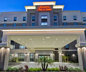 Photo 2 - Hampton Inn & Suites Tampa Riverview Brandon