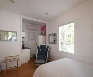 Photo 4 - Beverly Hills Celebrity Home