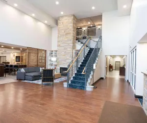 Photo 2 - Country Inn & Suites by Radisson, State College (Penn State Area), PA