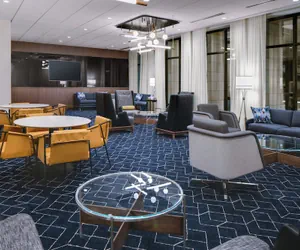 Photo 3 - Courtyard by Marriott Jefferson City