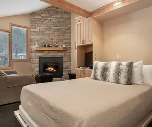 Photo 4 - Iron Horse C5083 Studio Bedroom Condo by RedAwning