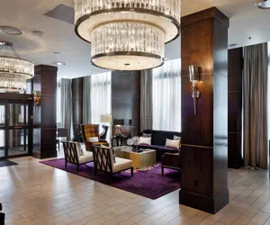 Photo 2 - Ambassador Hotel Wichita, Autograph Collection