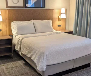 Photo 5 - Staybridge Suites Bismarck by IHG