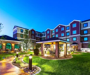 Photo 2 - Staybridge Suites Bismarck by IHG