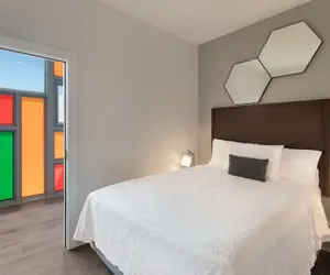 Photo 4 - Leavenworth Local Hotel