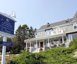 Photo 2 - Cape Arundel Inn and Resort