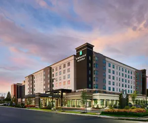 Photo 2 - Embassy Suites by Hilton Atlanta Airport North