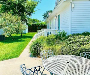 Photo 2 - Coast Oaks Cottage 4 1 Bedroom Cottage by RedAwning