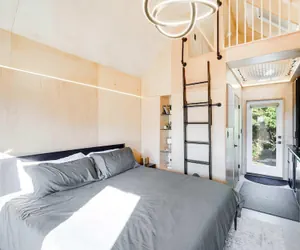 Photo 5 - Bunkies-old Salt