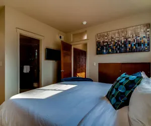 Photo 3 - Old Town Loft Oasis With Amazing Rooftop Deck!