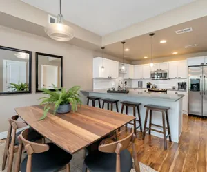 Photo 2 - Amazing Urban Townhome Near Breweries & River!