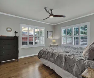 Photo 5 - Luxury Mid Century Charmer Near Historic Main St