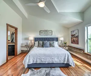 Photo 4 - Luxury 23-acre Ranch With Hottub Near Alamosprings