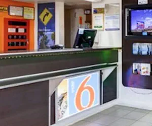 Photo 3 - Motel 6 Las Vegas, Nv – Downtown Fremont St