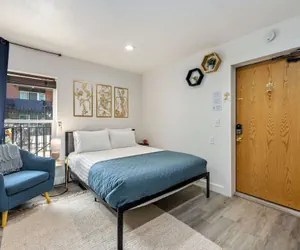 Photo 4 - The Fox Den in Old Town! Pool, Sauna & Game Room