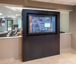 Photo 3 - Courtyard by Marriott Lynchburg