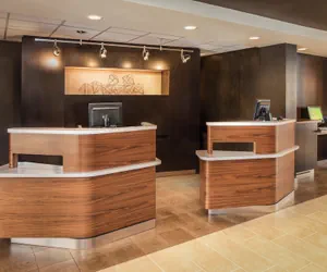 Photo 4 - Courtyard by Marriott Lynchburg