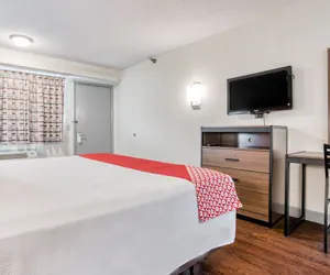 Photo 2 - Dallas Love Field Inn