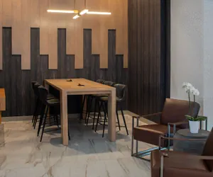 Photo 4 - Mobile Marriott