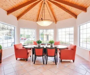 Photo 2 - Ramada by Wyndham Mountain View