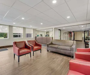 Photo 4 - Quality Inn Easton