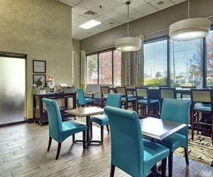 Photo 3 - Hampton Inn Norfolk-Naval Base