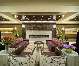 Photo 3 - Northern Hotel