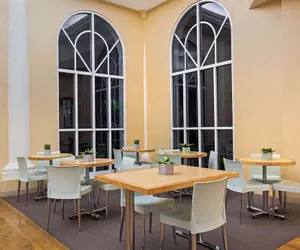 Photo 3 - La Quinta Inn & Suites by Wyndham Sunrise