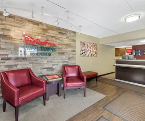 Photo 4 - Red Roof Inn Buffalo - Niagara Airport