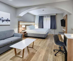 Photo 2 - Radisson Hotel El Paso Airport