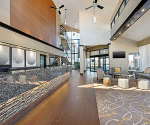 Photo 3 - Best Western Ashbury Inn