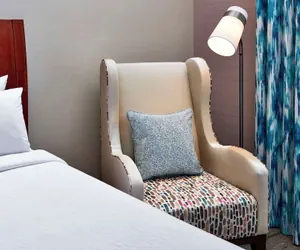 Photo 5 - Hilton Garden Inn Valencia Six Flags