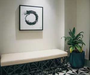 Photo 3 - Montrose at Beverly Hills