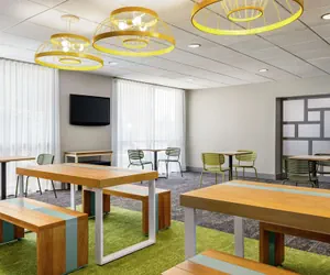 Photo 3 - Spark by Hilton Germantown Washington DC North