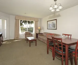 Photo 5 - Parc Corniche Condominium Suite Hotel