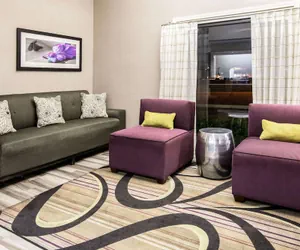 Photo 5 - La Quinta Inn by Wyndham Dallas Uptown