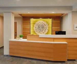 Photo 3 - Fairfield Inn & Suites by Marriott Albany Airport